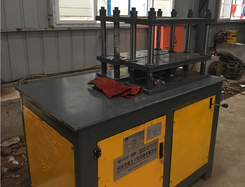 http://www.vrfred.com/upload/8字筋壓型機.jpg